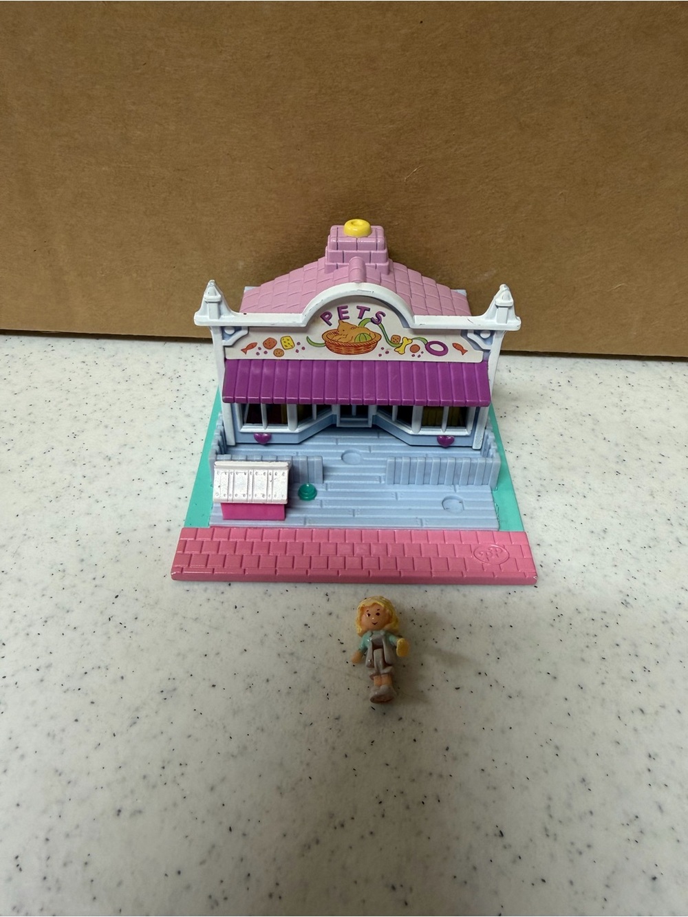 Vintage 1993 Bluebird Polly Pocket Polly Pet Shop Compact Toy Figures